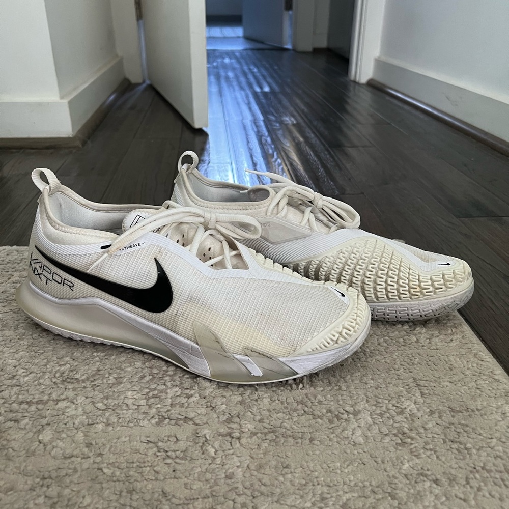 NikeCourt Men's React Vapor NXT Hard Court Tennis Shoes